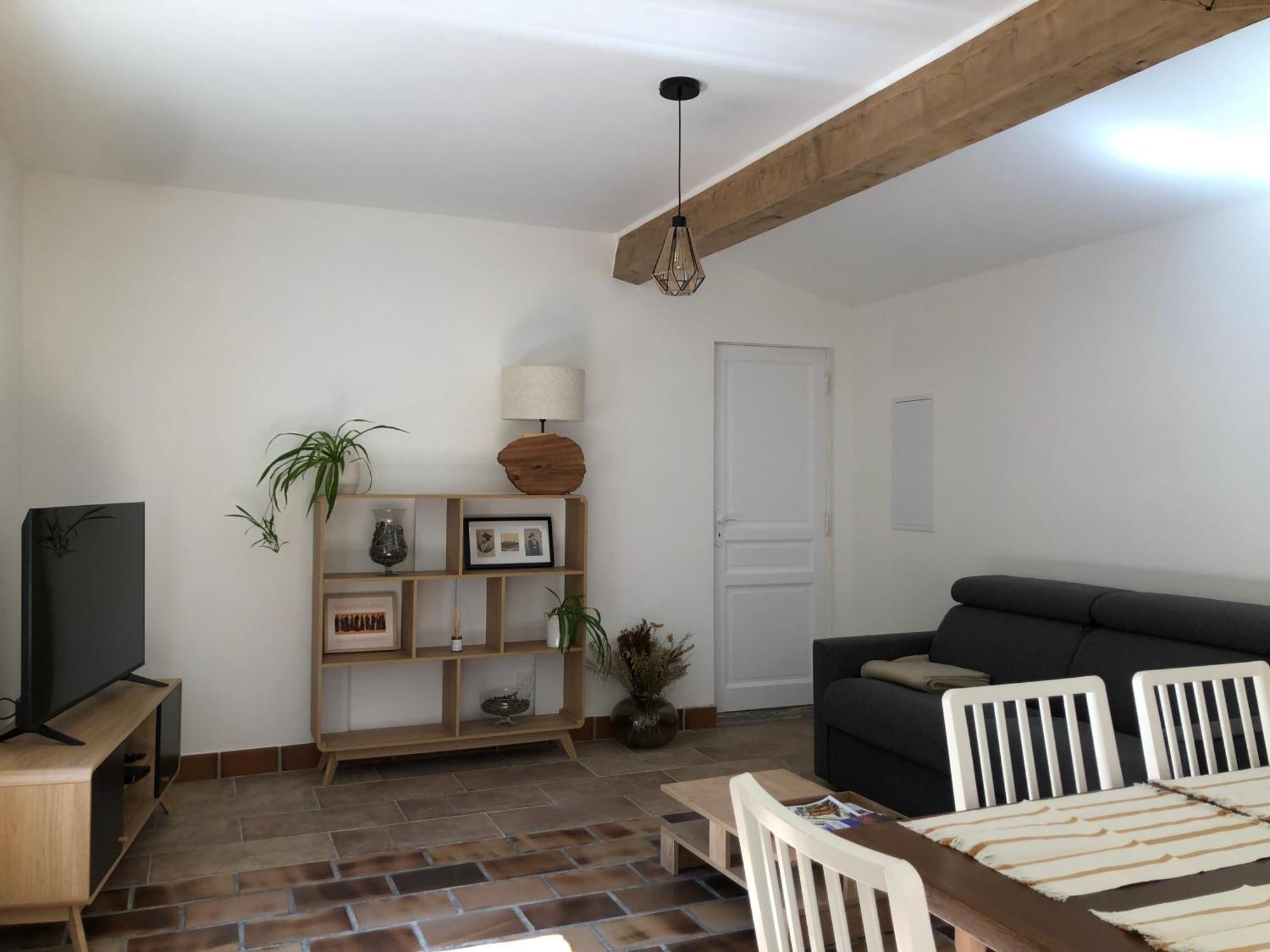 Gite En Provence Dans Grand Jardin Avec Piscine Partagee Cornillon-Confoux Exterior foto